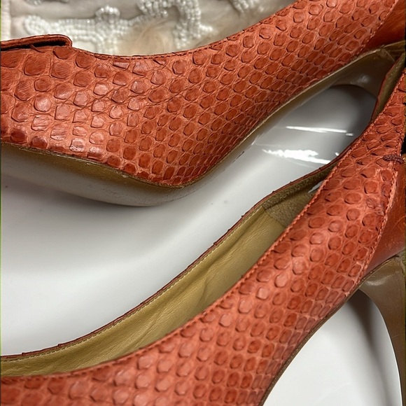 CHLOÉ PYTHON VINTAGE HEELS - Picture 11 of 11